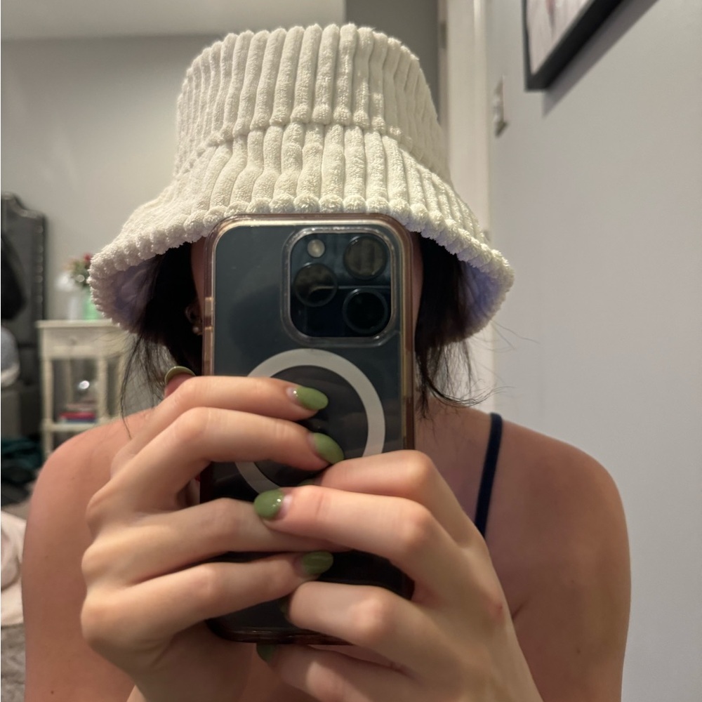 Bucket Hat